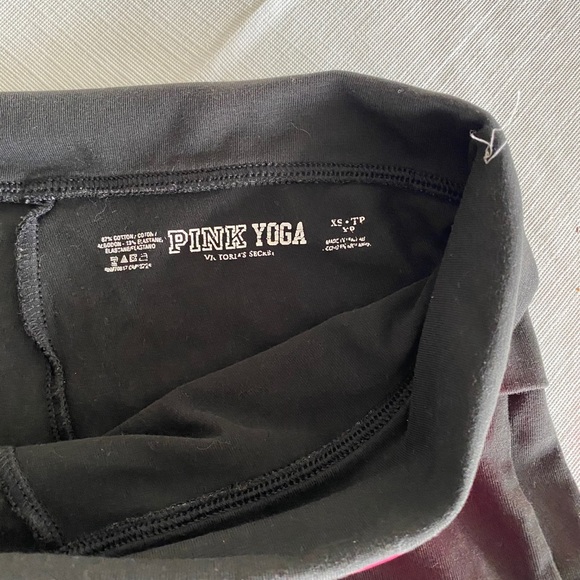 Victoria’s Secret PINK bike shorts - Picture 4 of 5